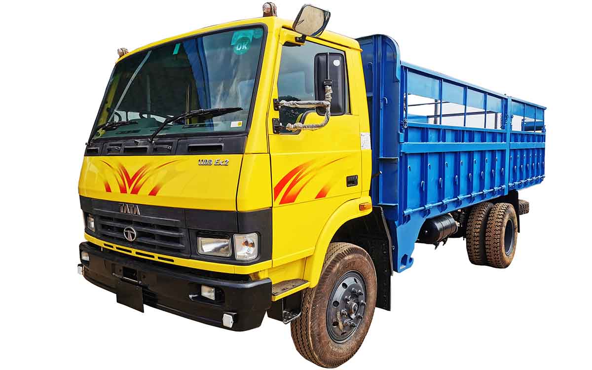 Tata 2523