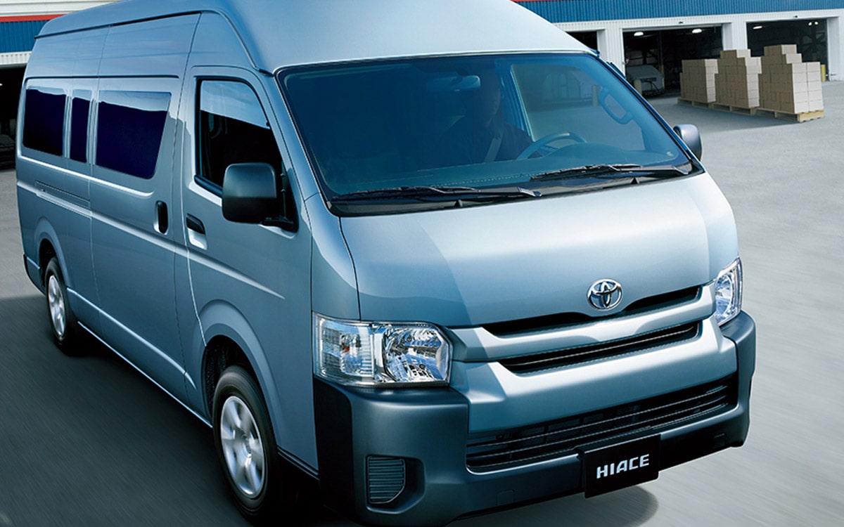 Toyota hiace синий